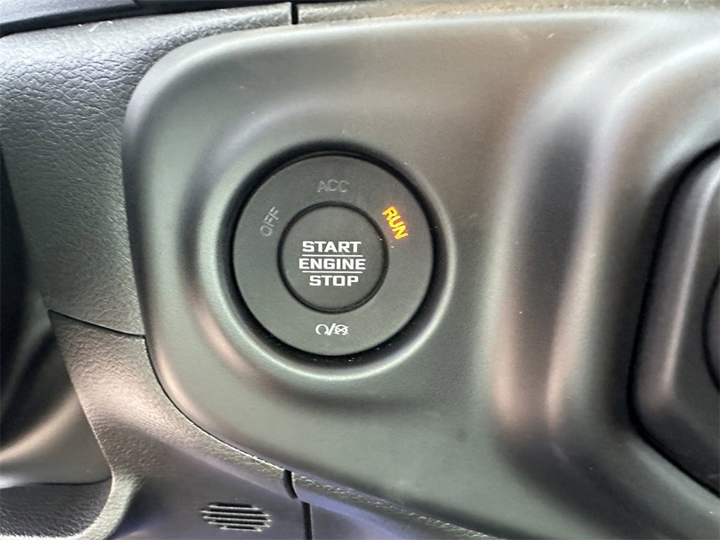 New 2023 Jeep Gladiator Sport image 27