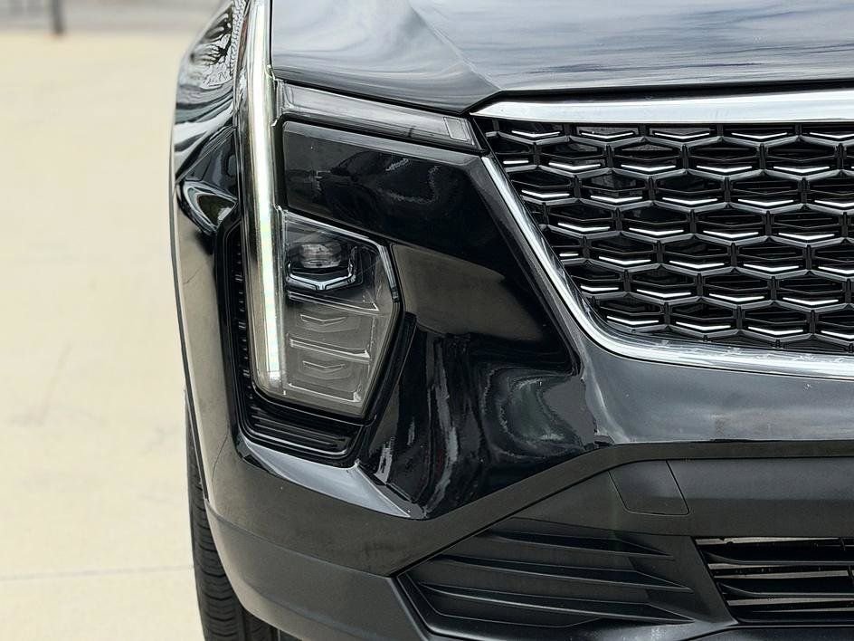 Used 2024 Cadillac XT4 Luxury FWD image 13