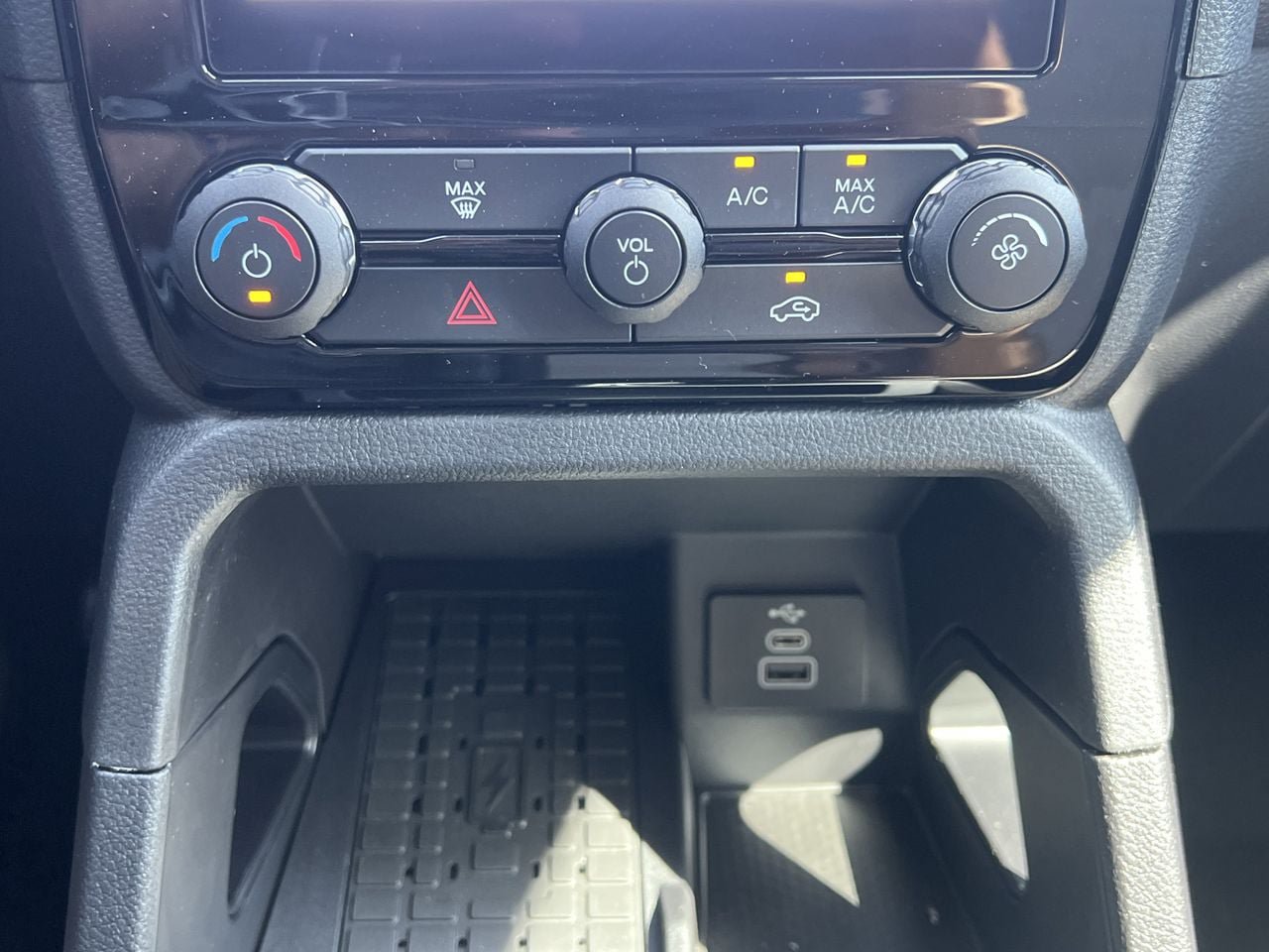 New 2025 Ford Ranger XLT w/ FX4 Off-Road Package AWD/4WD image 5
