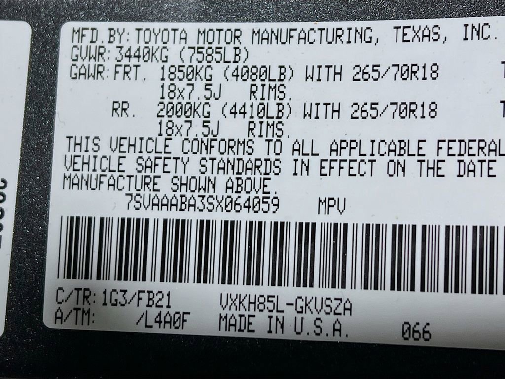Certified 2025 Toyota Sequoia SR5 image 29