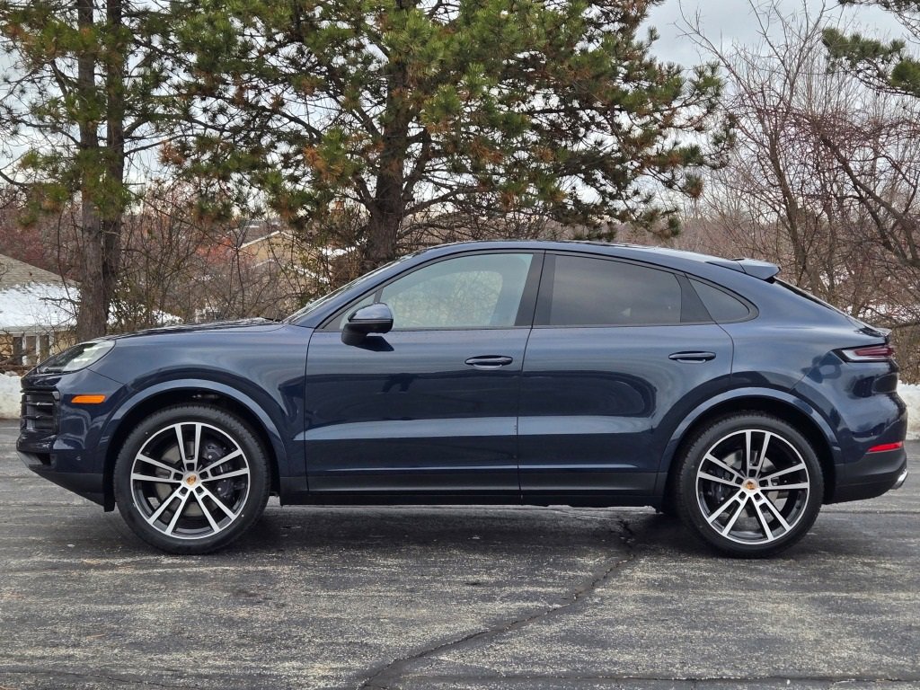 New 2026 Porsche Cayenne Coupe image 2