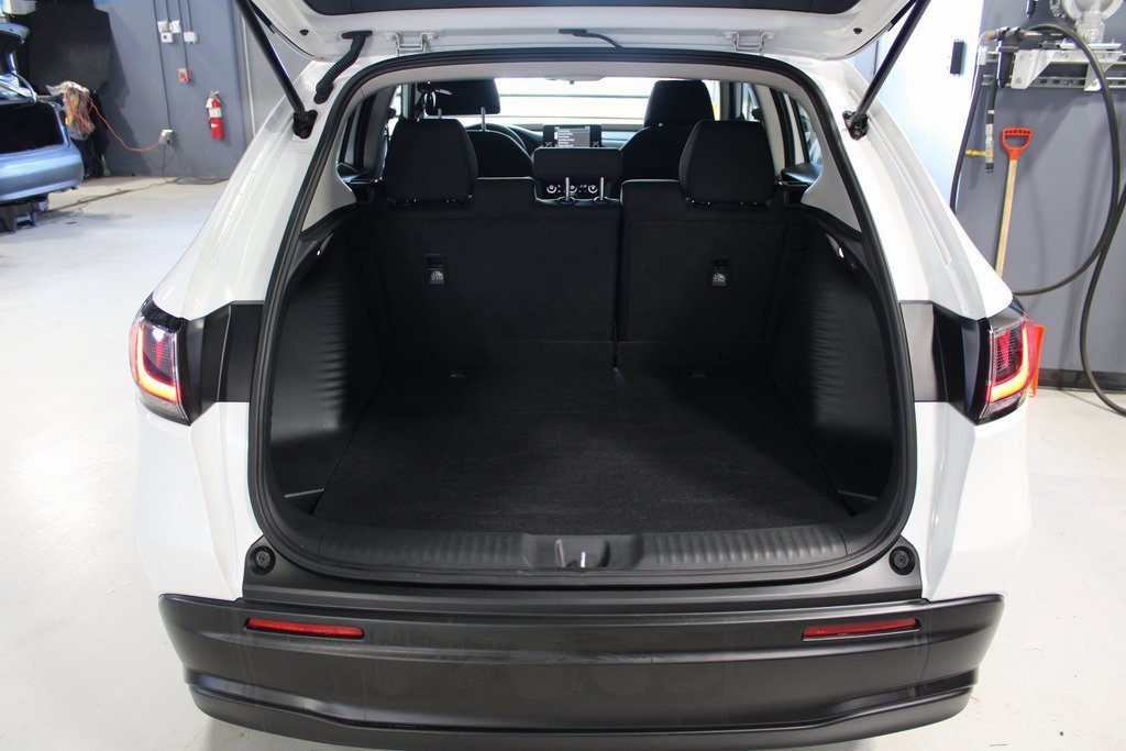 Used 2025 Honda HR-V LX image 41