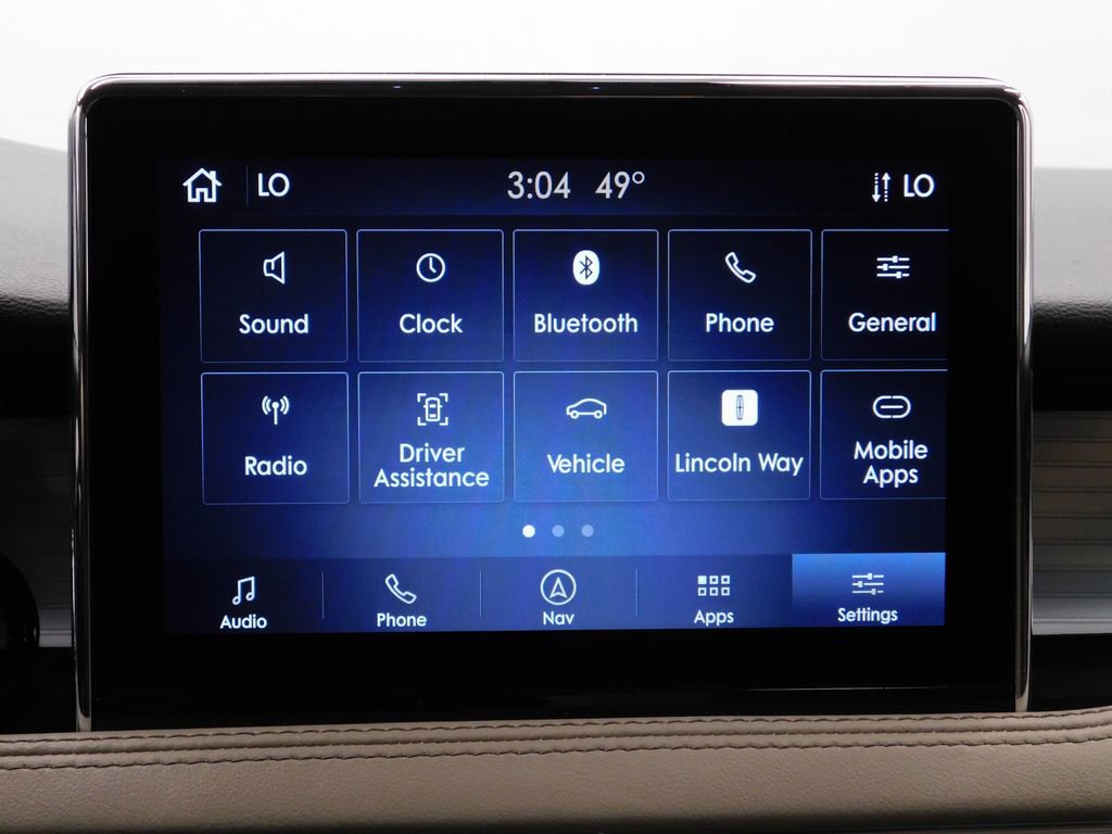 Used 2021 Lincoln Corsair Standard w/ Equipment Group 101A image 33