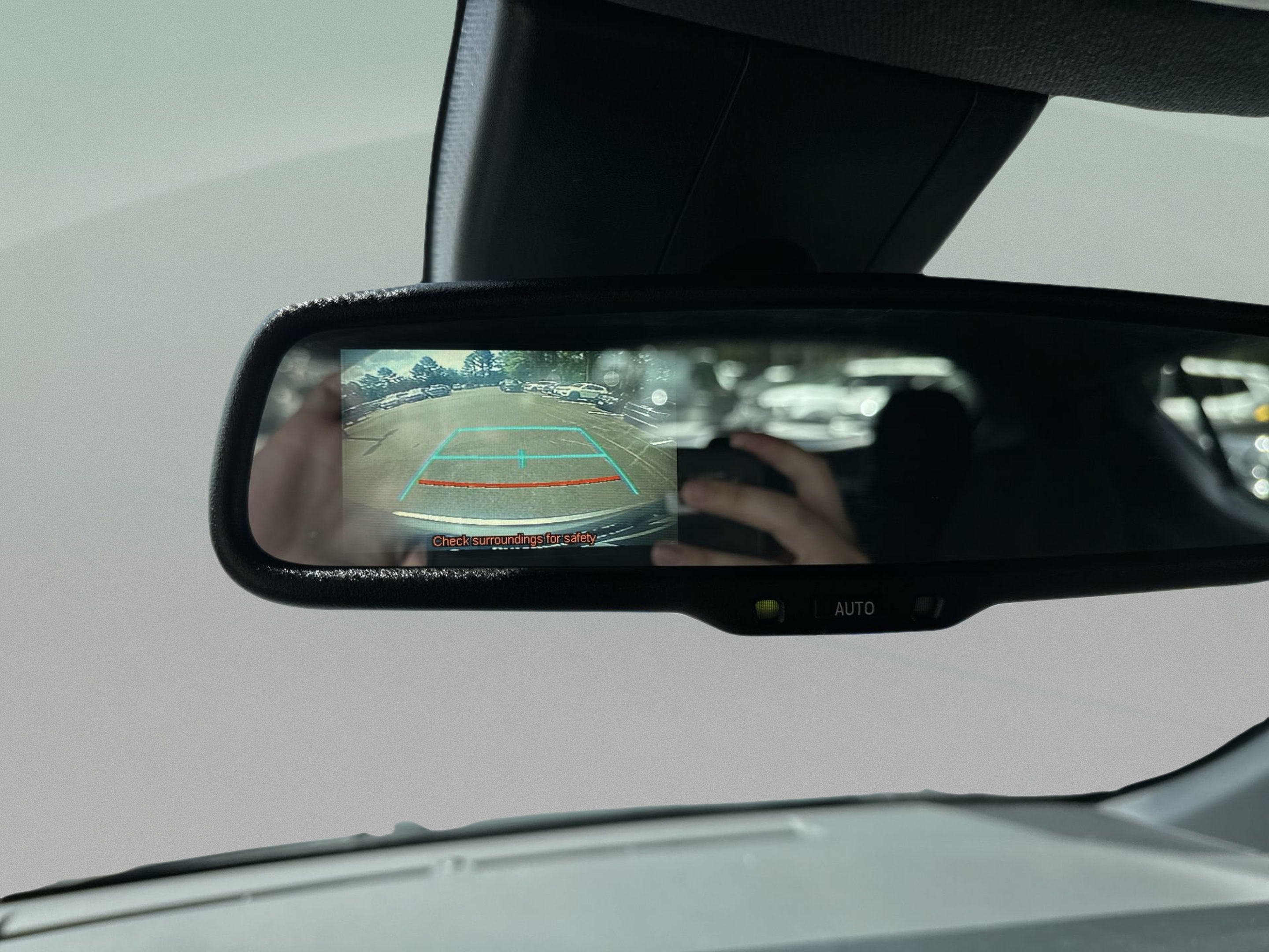 Used 2018 Toyota C-HR XLE FWD image 21