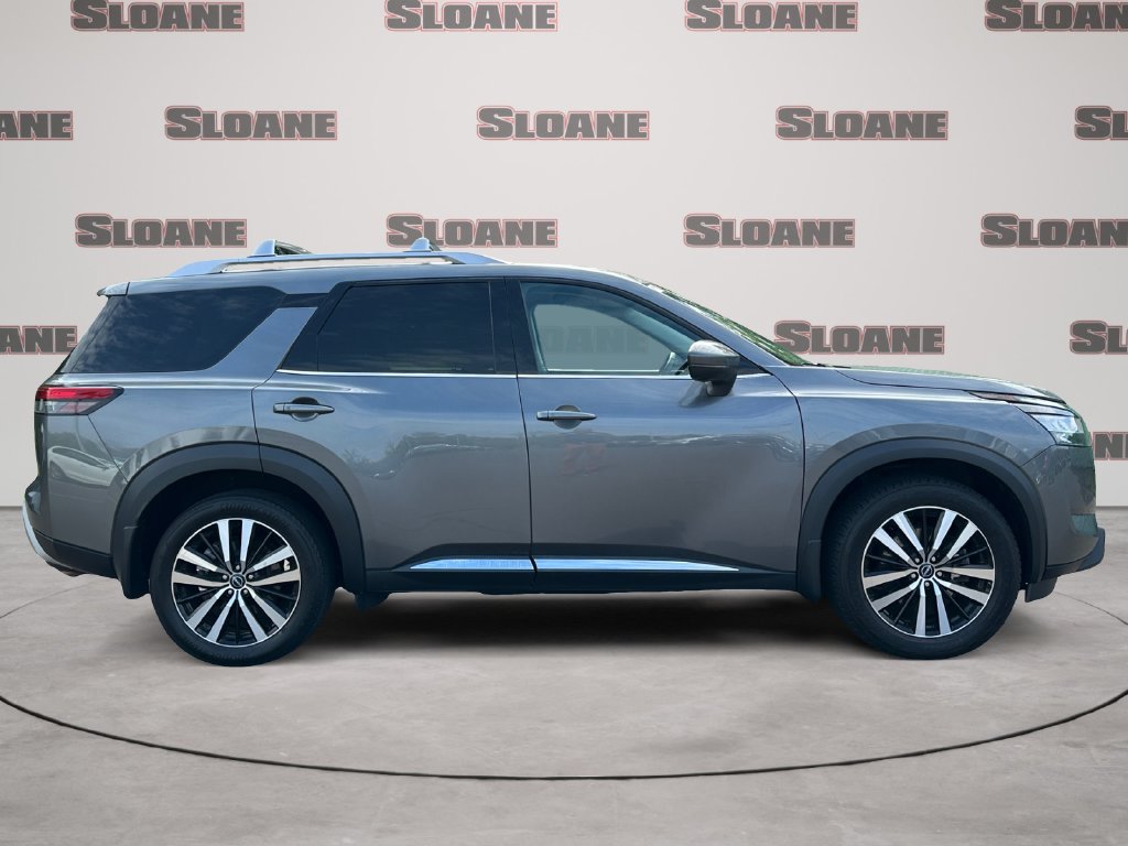 Used 2023 Nissan Pathfinder Platinum AWD/4WD image 6