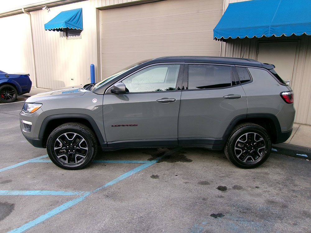 Used 2019 Jeep Compass Trailhawk image 3