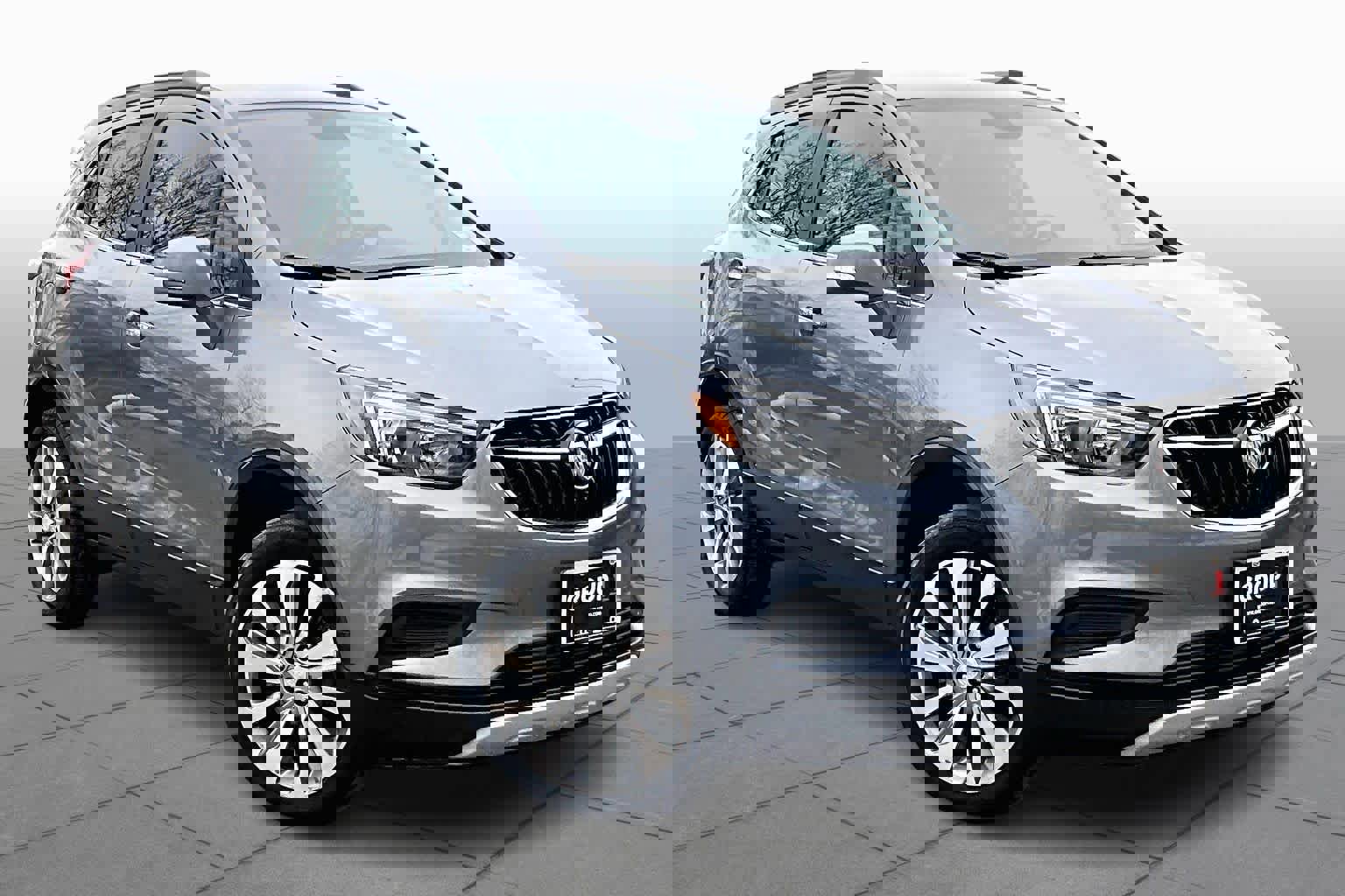 Used 2019 Buick Encore Preferred image 3