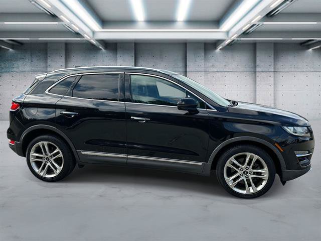 Used 2019 Lincoln MKC Reserve w/ MKC Climate Package AWD/4WD image 3