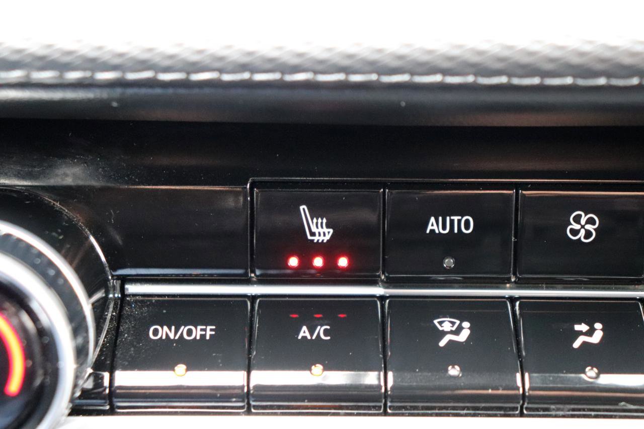 Used 2026 Chevrolet Equinox LT w/ Convenience Package II FWD image 36
