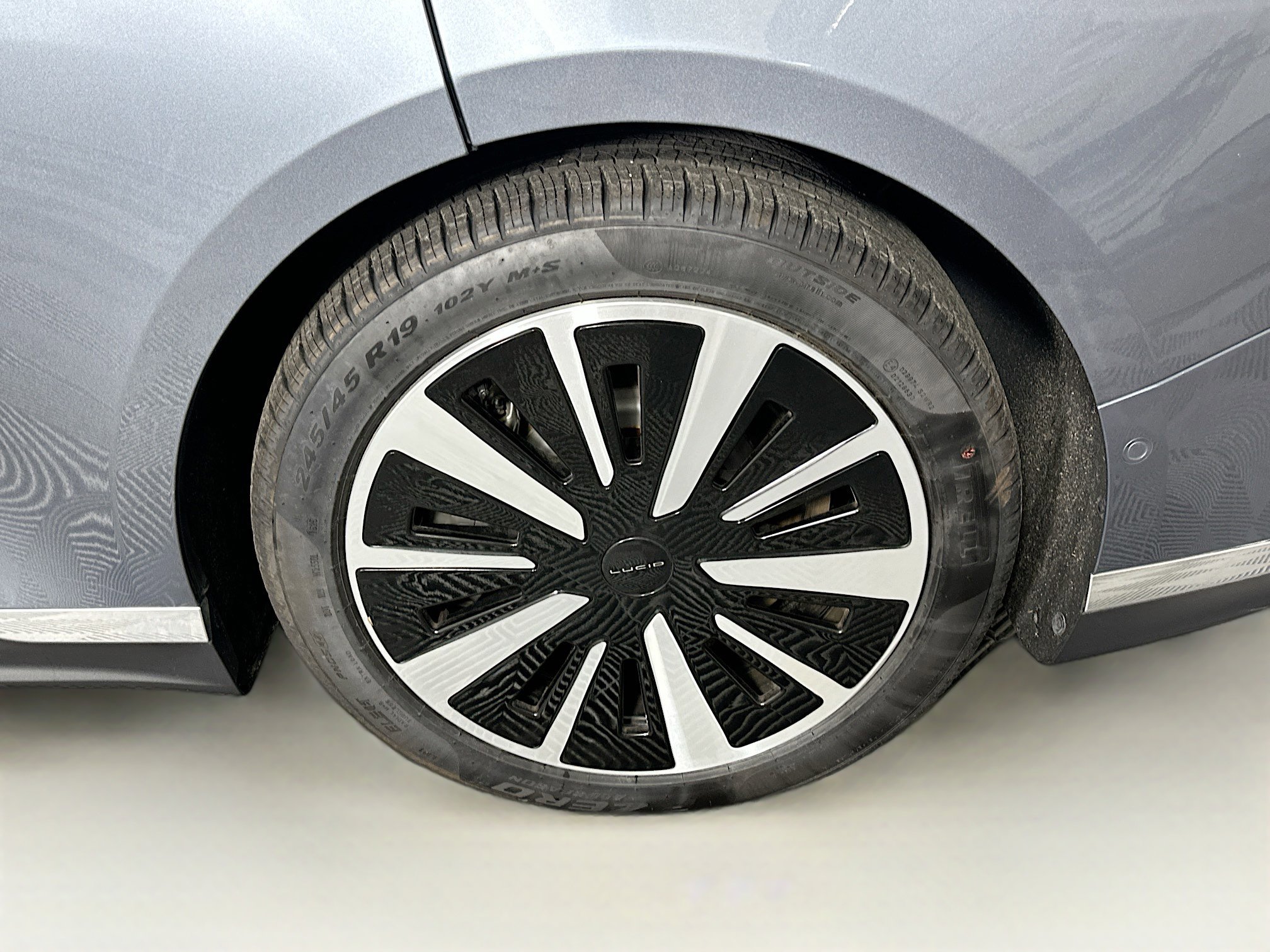 Used 2024 Lucid Air Touring AWD/4WD image 11