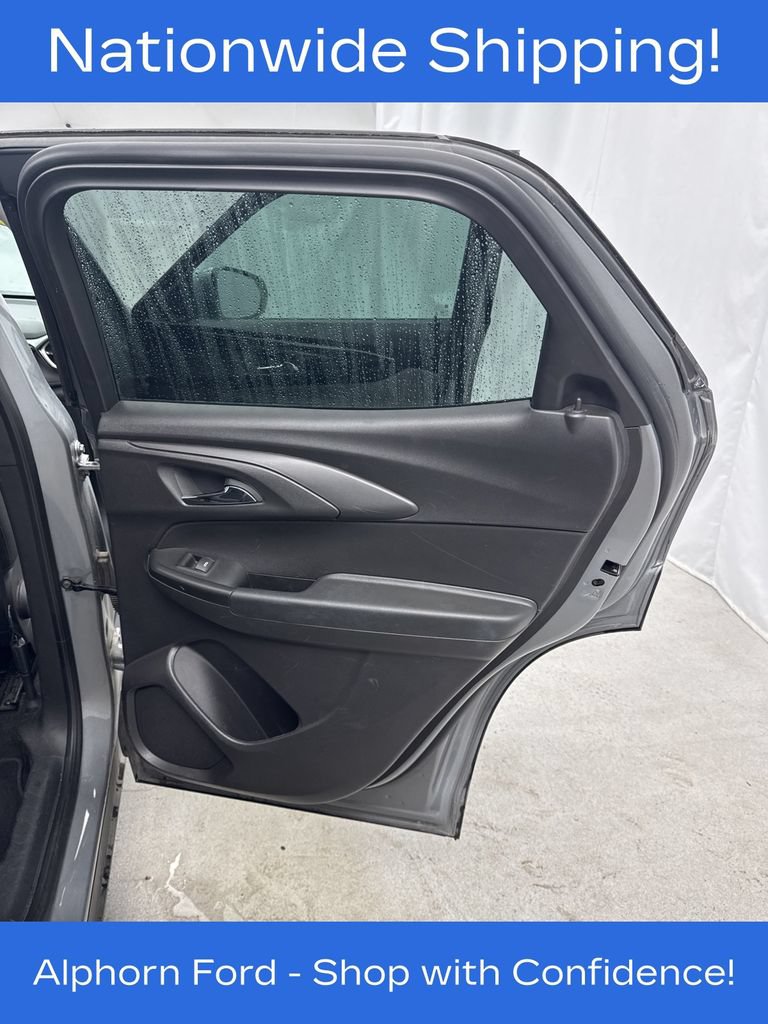 Used 2025 Chevrolet TrailBlazer LT AWD/4WD image 33