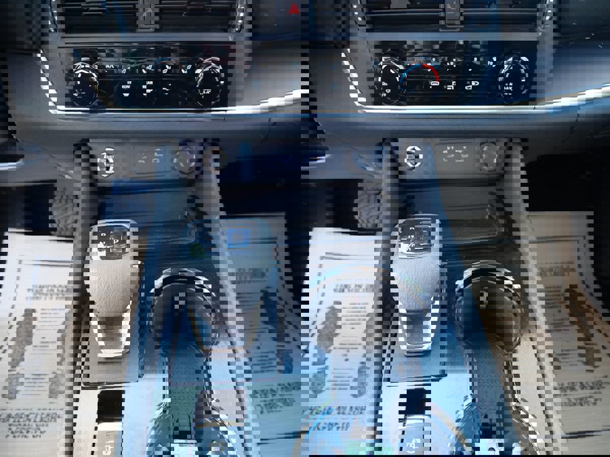 Used 2021 Nissan Rogue S image 12