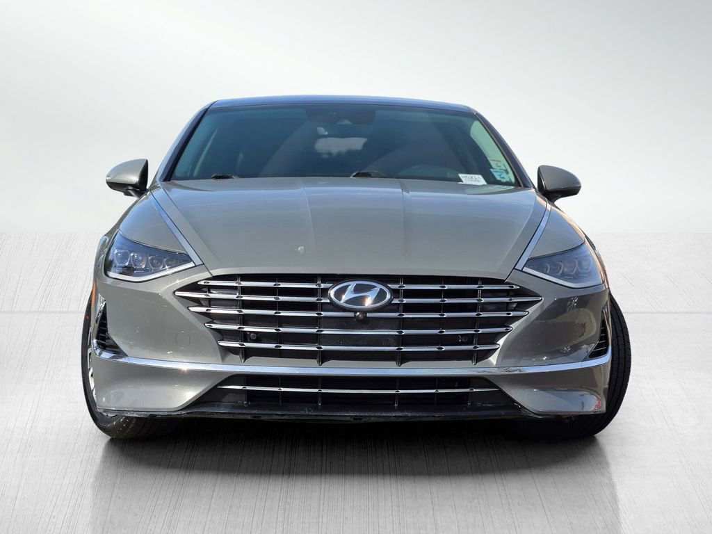 Used 2020 Hyundai Sonata Limited FWD image 2