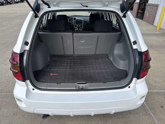 Used 2007 Pontiac Vibe w/ Preferred Package FWD image 11