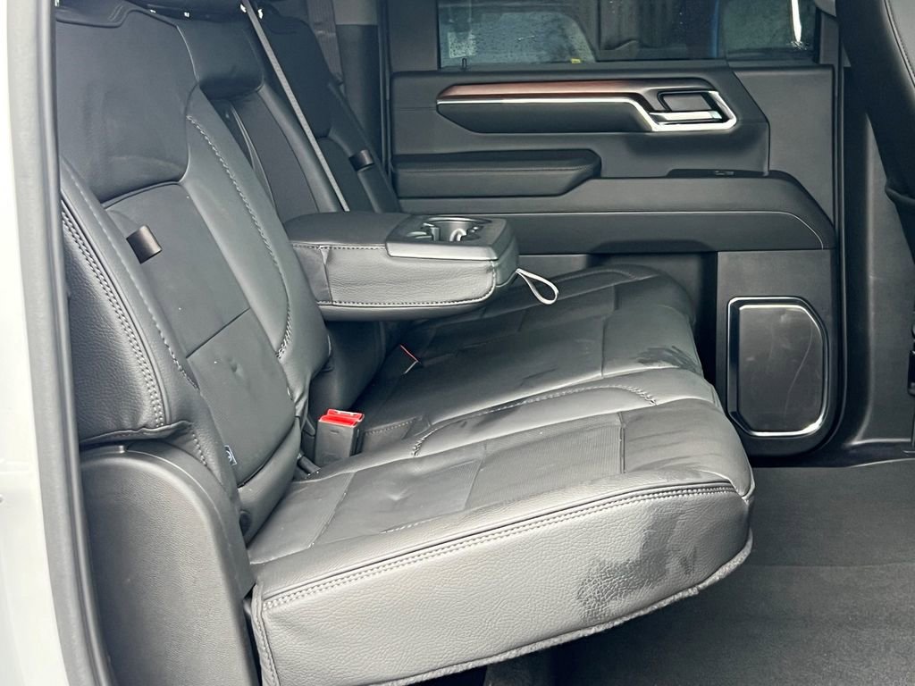 Used 2024 GMC Sierra 2500 Denali w/ Denali Reserve Package image 15