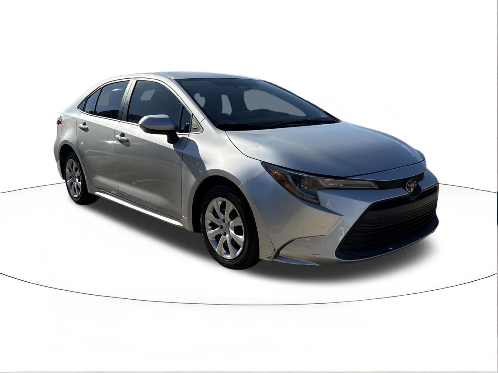 Used 2024 Toyota Corolla LE FWD image 1