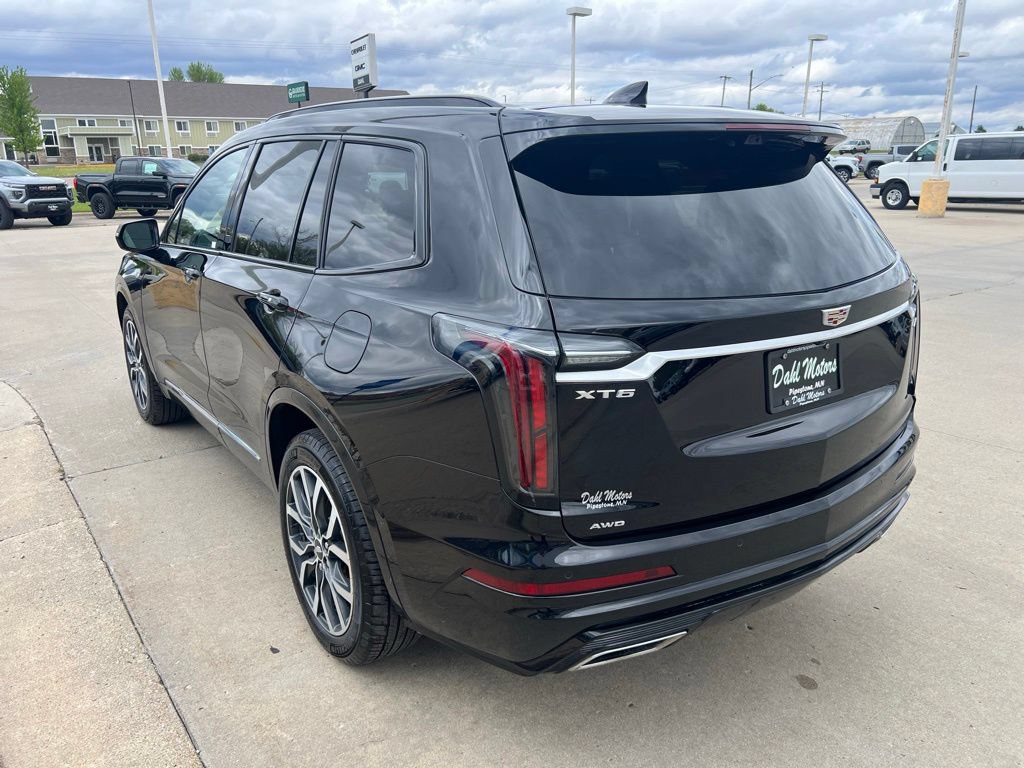 Used 2025 Cadillac XT6 Sport w/ Platinum Package AWD/4WD image 6
