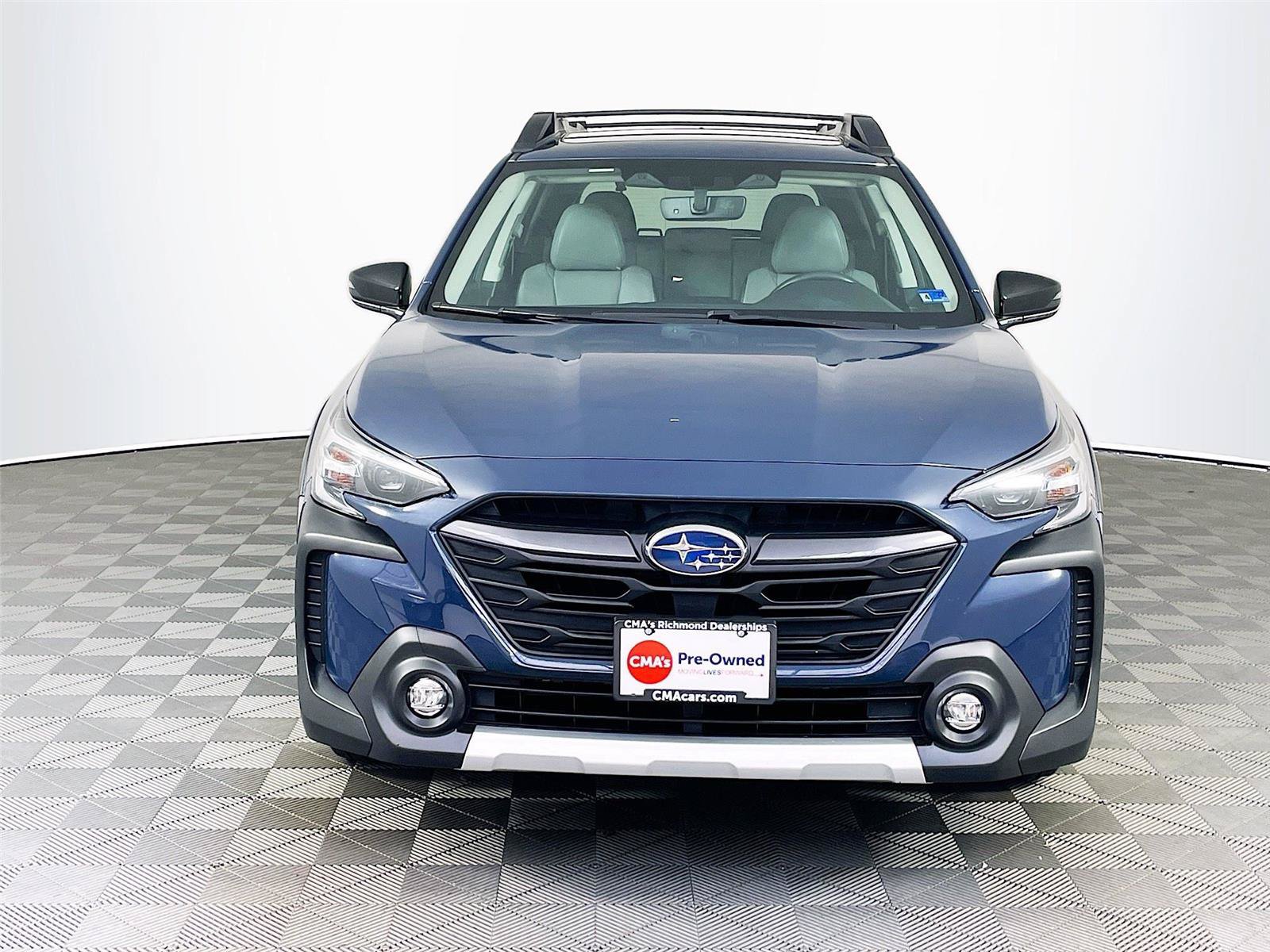 Used 2023 Subaru Outback Limited XT AWD/4WD image 2