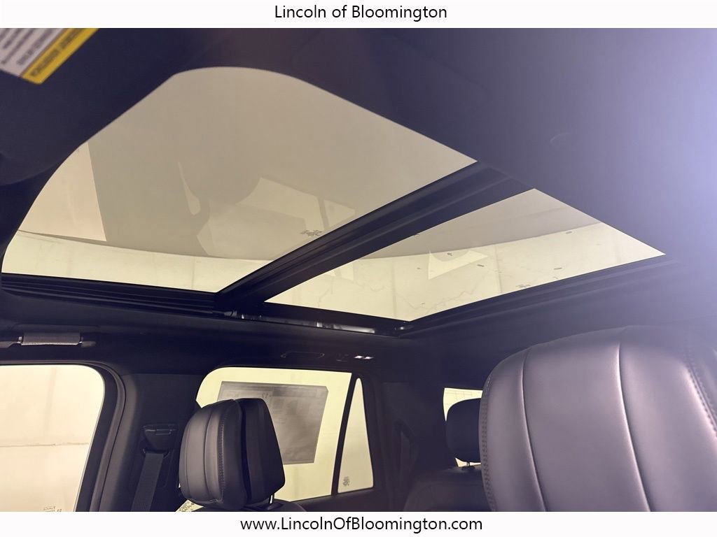 New 2025 Lincoln Navigator L Reserve w/ Jet Appearance Package image 49
