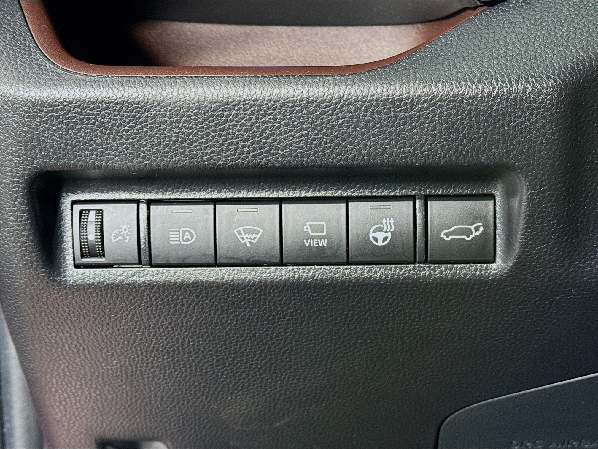 Certified 2022 Toyota RAV4 Limited AWD/4WD image 10