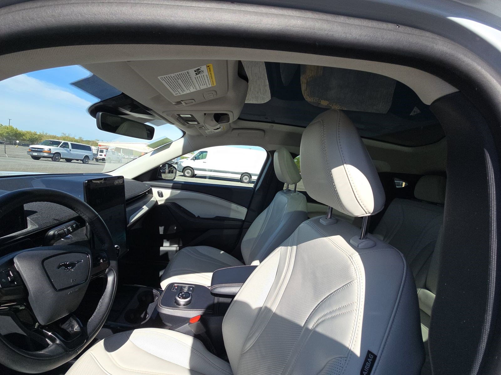 Used 2022 Ford Mustang Mach-E Premium AWD/4WD image 18