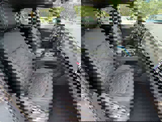 Used 2024 Volkswagen Atlas Cross Sport SE FWD image 18