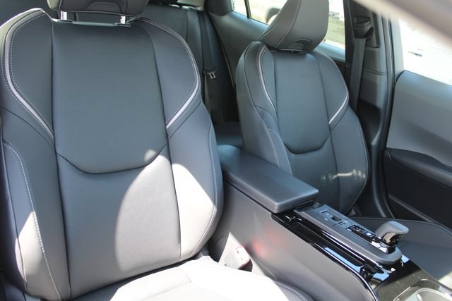 New 2027 Toyota Prius Limited w/ Limited Premium Package FWD image 12