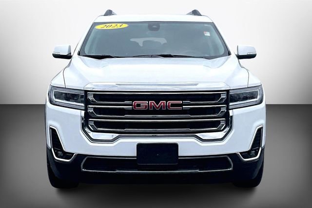 Used 2023 GMC Acadia SLT image 3