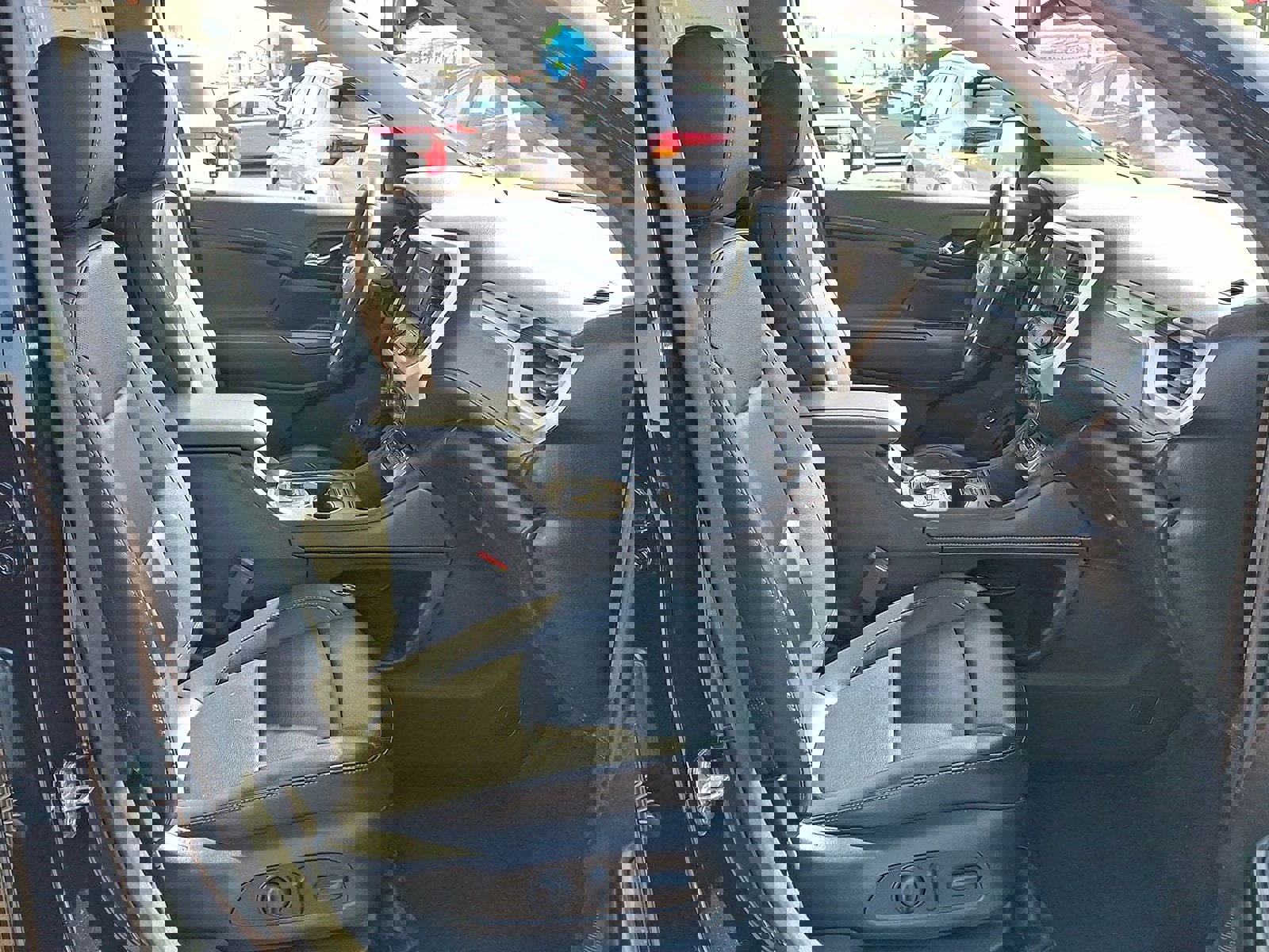 Certified 2023 GMC Acadia SLT w/ Technology Package image 29