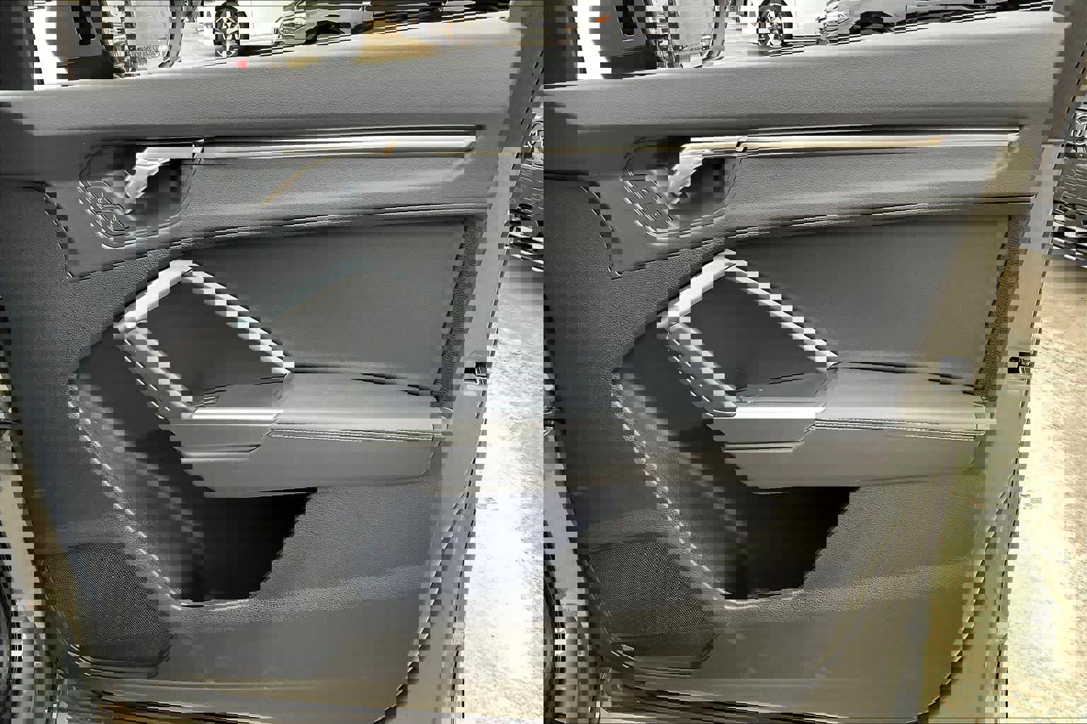 Used 2025 Audi Q3 2.0T Premium w/ Convenience Package image 23