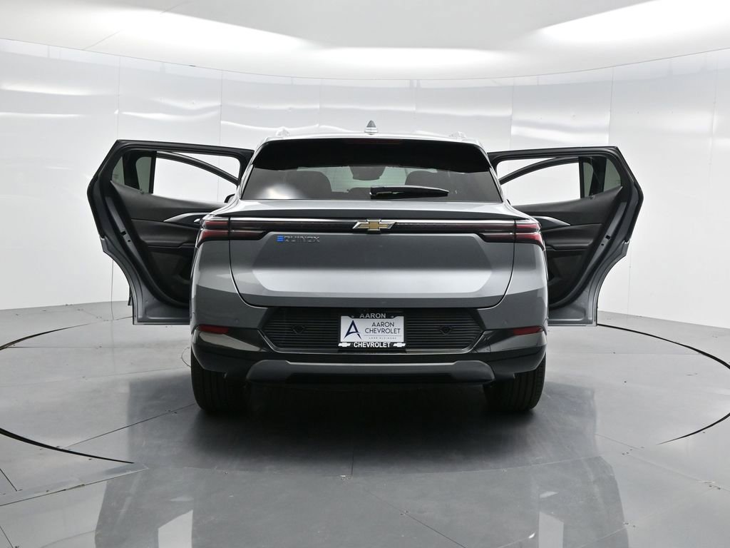 Used 2025 Chevrolet Equinox EV LT w/ Convenience Package image 49