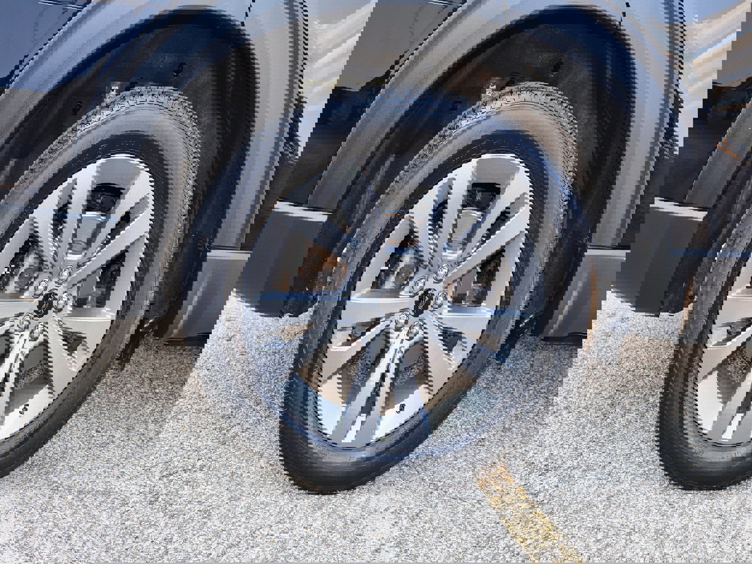 Used 2023 Ford Explorer XLT w/ Equipment Group 202A image 30