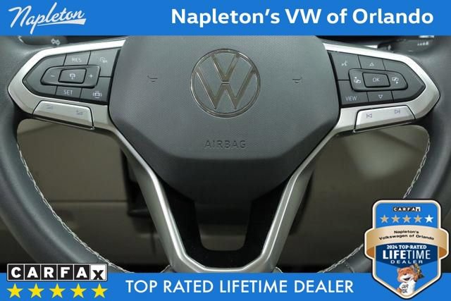 Certified 2022 Volkswagen Atlas SE w/ Black Wheel Package FWD image 13