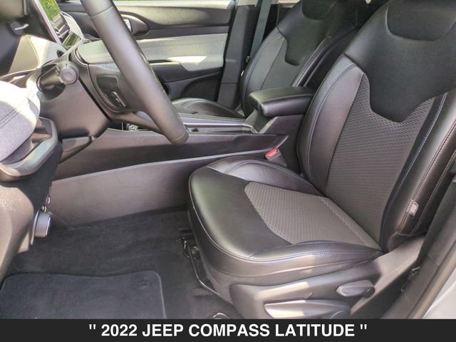 Used 2022 Jeep Compass Latitude AWD/4WD image 13