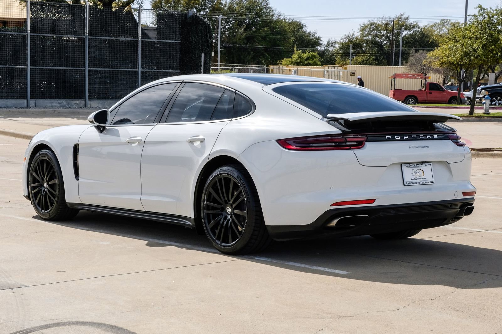 Used 2018 Porsche Panamera 4 AWD/4WD image 10