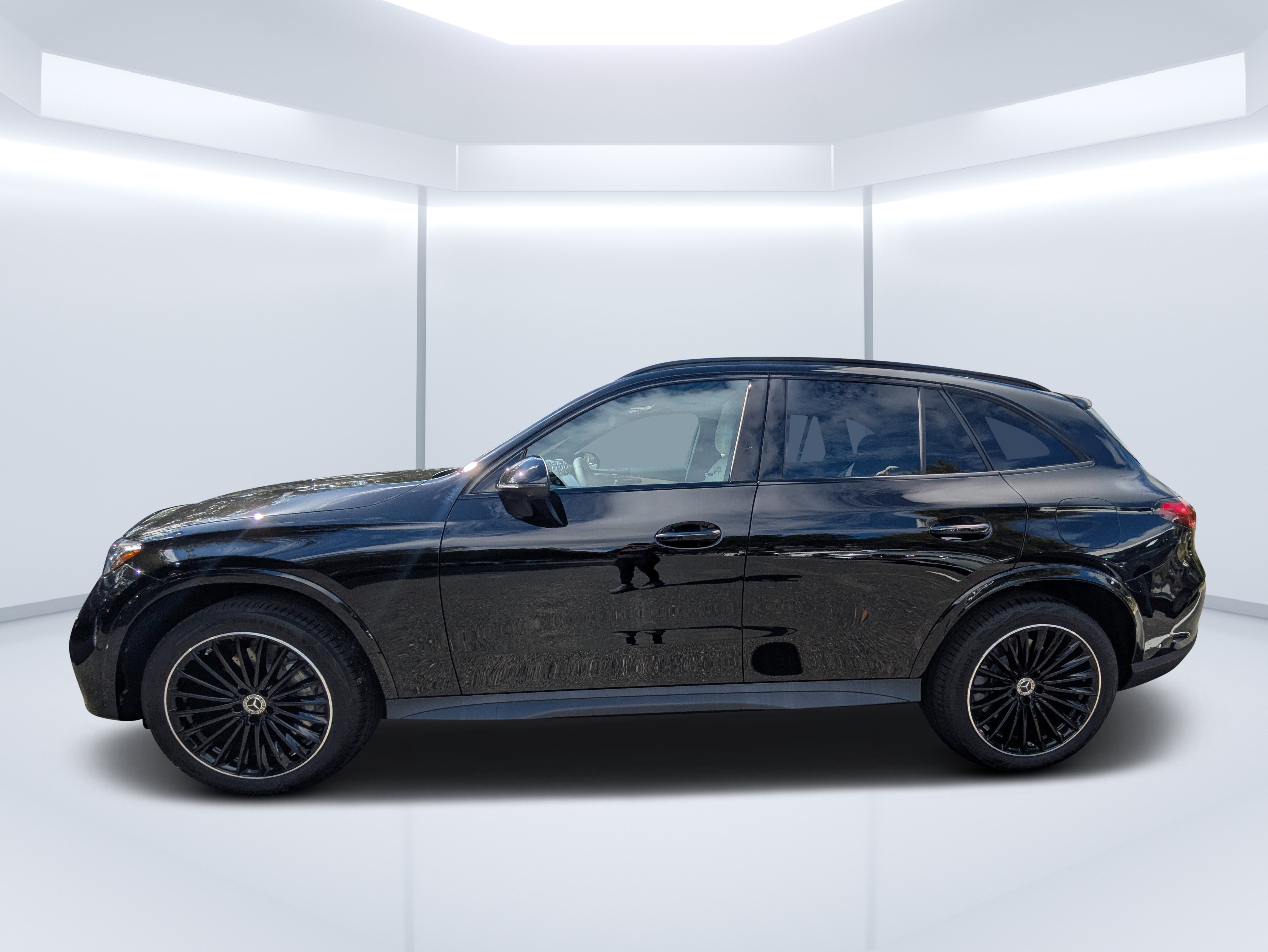 New 2027 Mercedes-Benz GLC 350e 4MATIC image 6