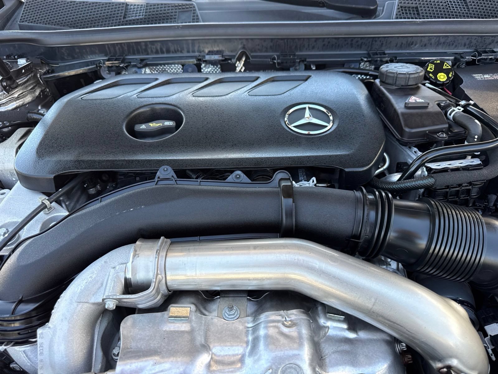 Used 2024 Mercedes-Benz CLA 250 4MATIC image 42