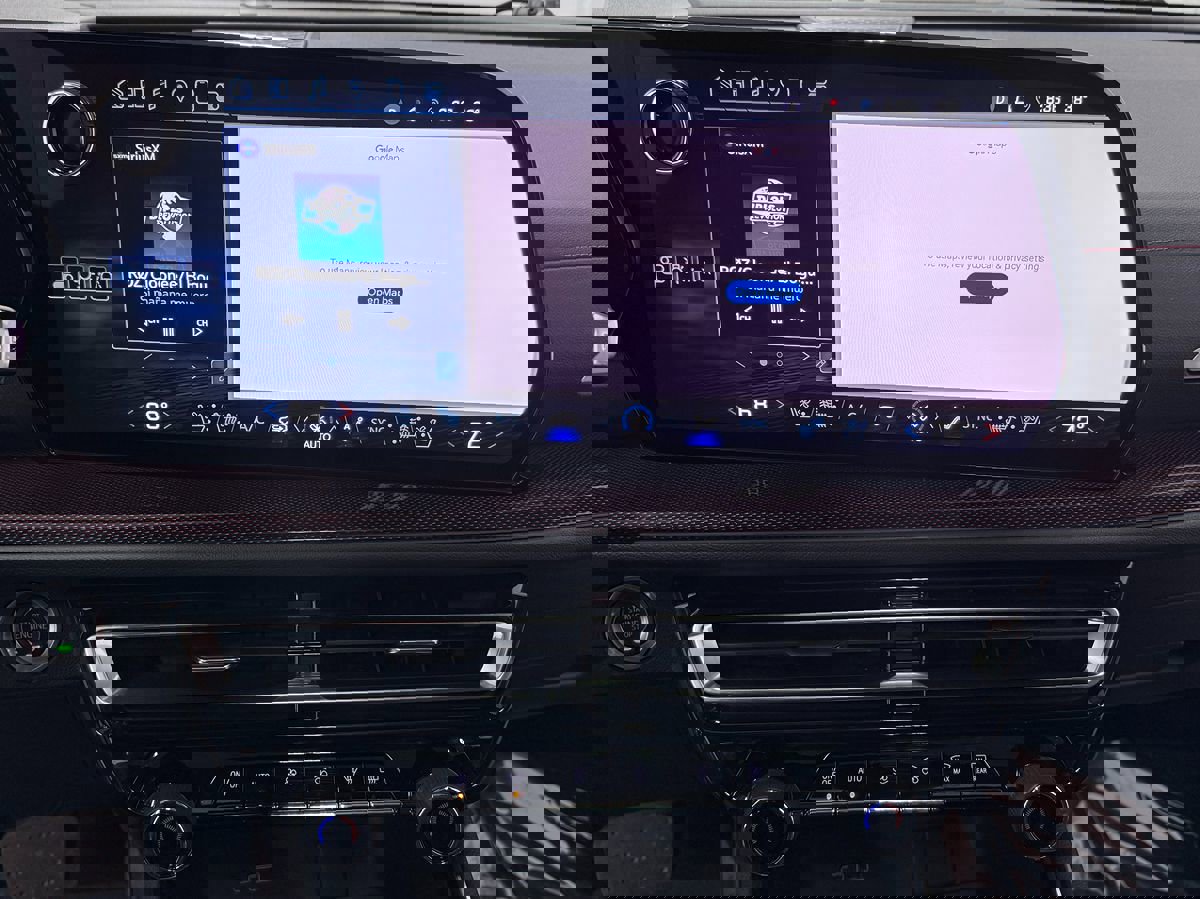 Used 2024 Chevrolet Traverse RS w/ LPO, Floor Liner Package image 29