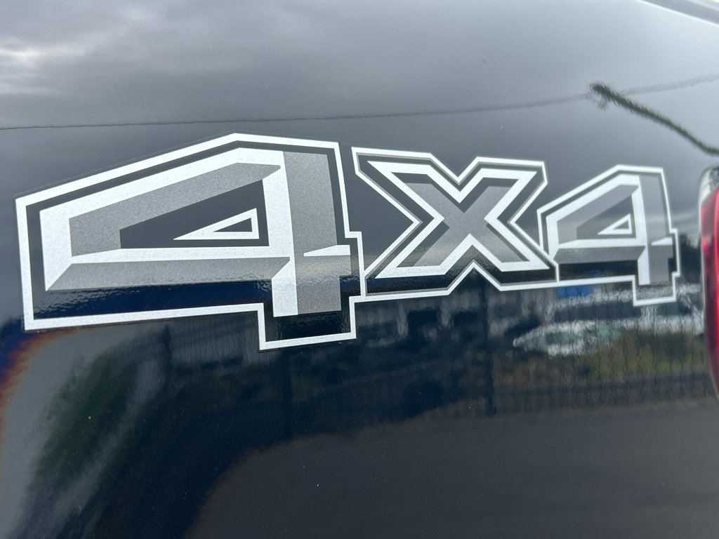 New 2026 Ford F150 XLT w/ XLT Black Appearance Package AWD/4WD image 13