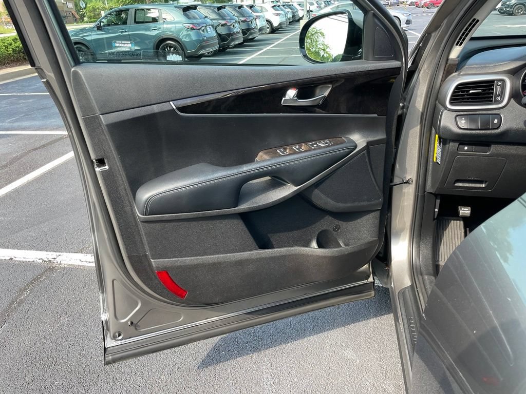 Used 2018 Kia Sorento L FWD image 22