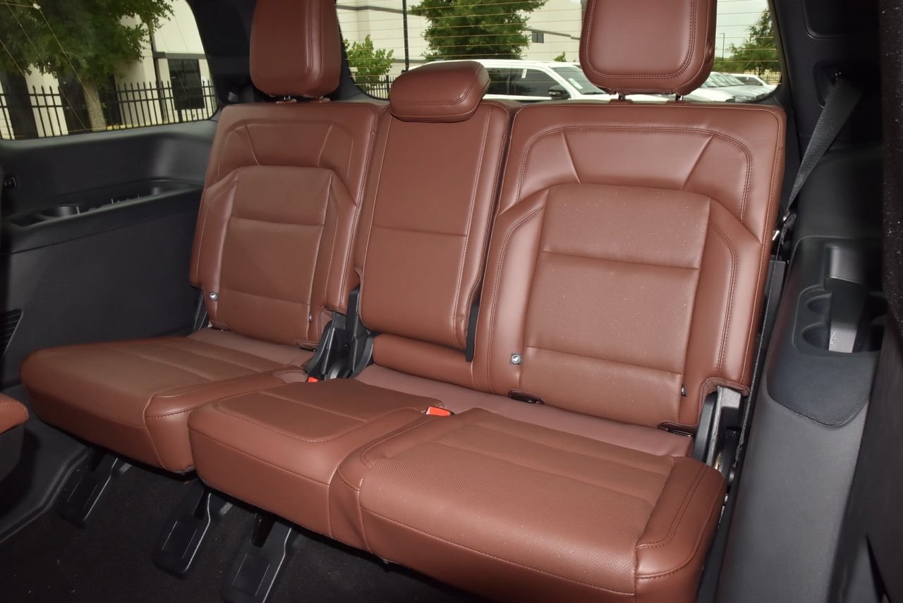 New 2026 Lincoln Navigator Reserve AWD/4WD image 15
