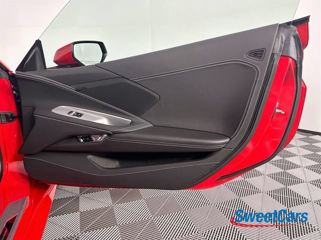 Used 2021 Chevrolet Corvette Stingray Coupe w/ Z51 Performance Package RWD image 32