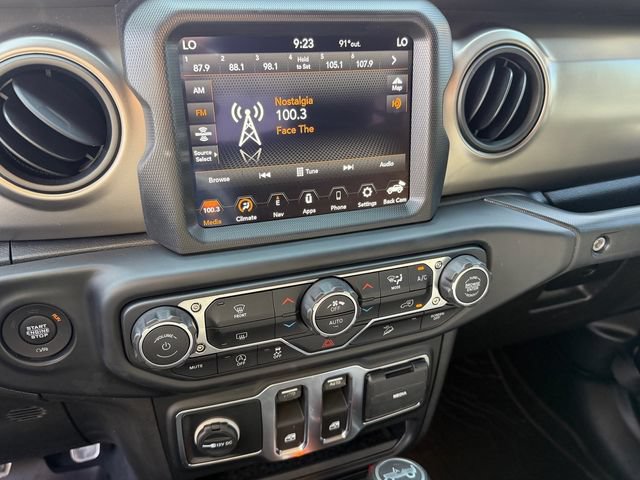Used 2019 Jeep Wrangler Sport AWD/4WD image 15