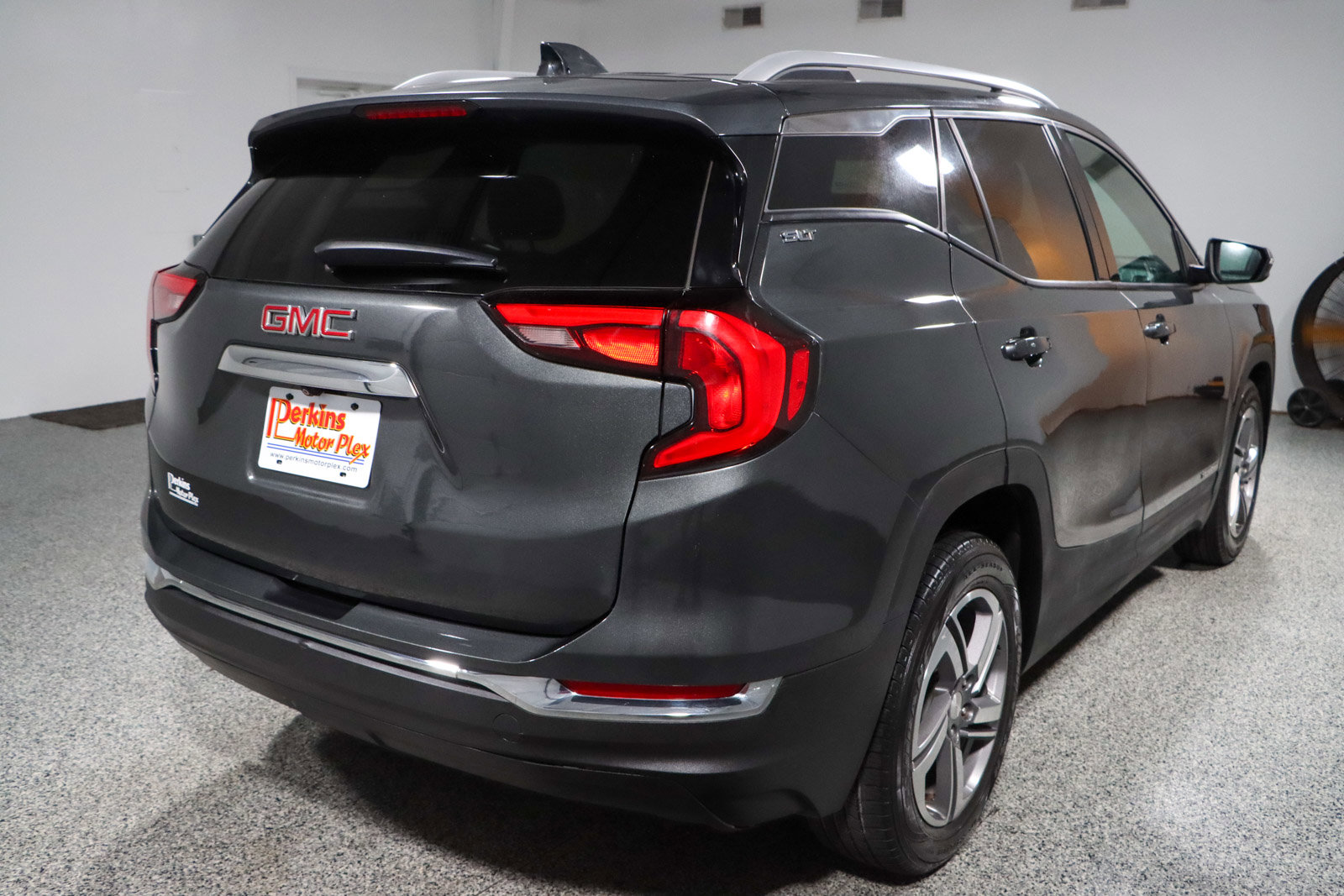 Used 2020 GMC Terrain SLT image 7