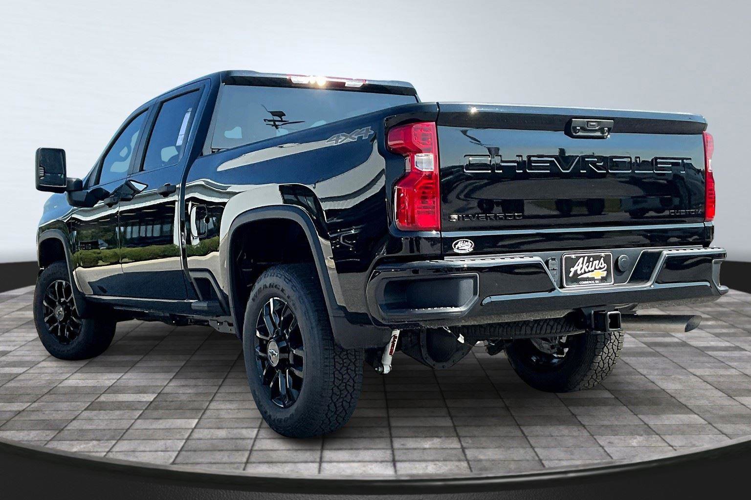 New 2026 Chevrolet Silverado 2500 Custom w/ Custom Convenience Package image 3