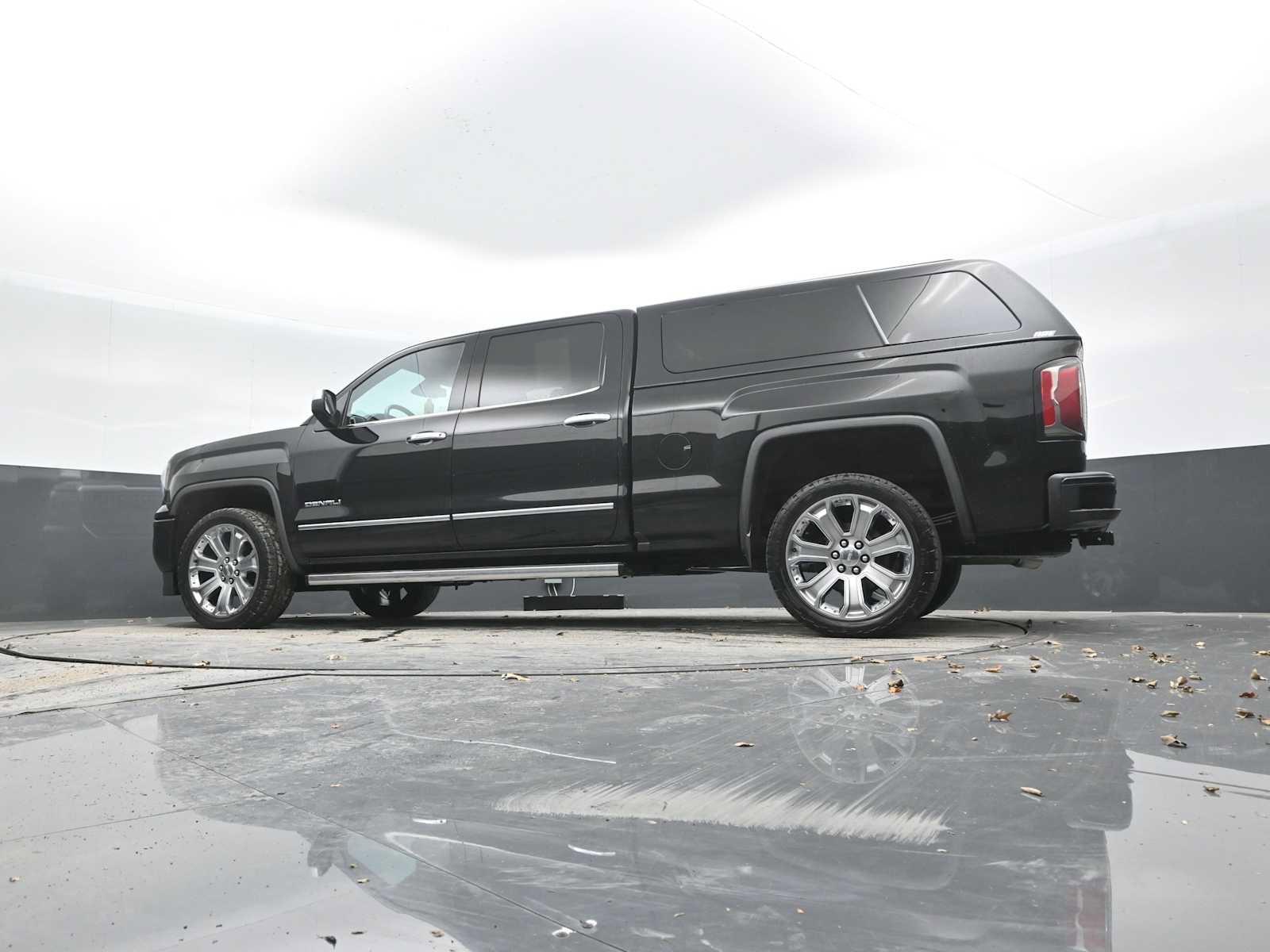 Used 2018 GMC Sierra 1500 Denali w/ Denali Ultimate Package image 19