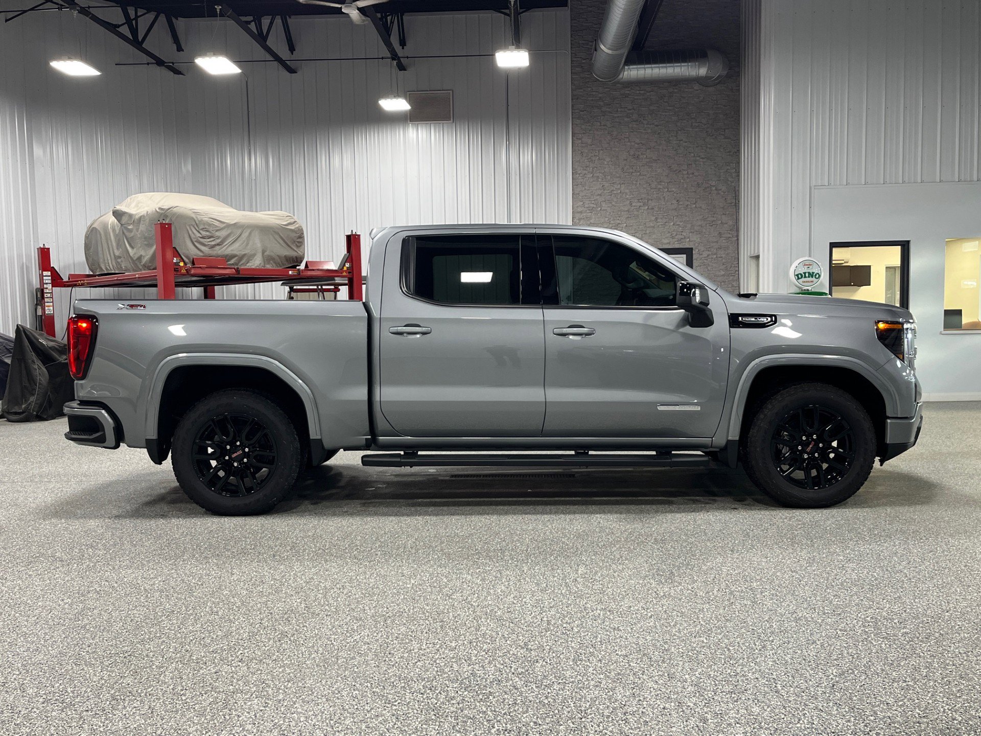 New 2026 GMC Sierra 1500 Elevation w/ Elevation Premium Package image 6