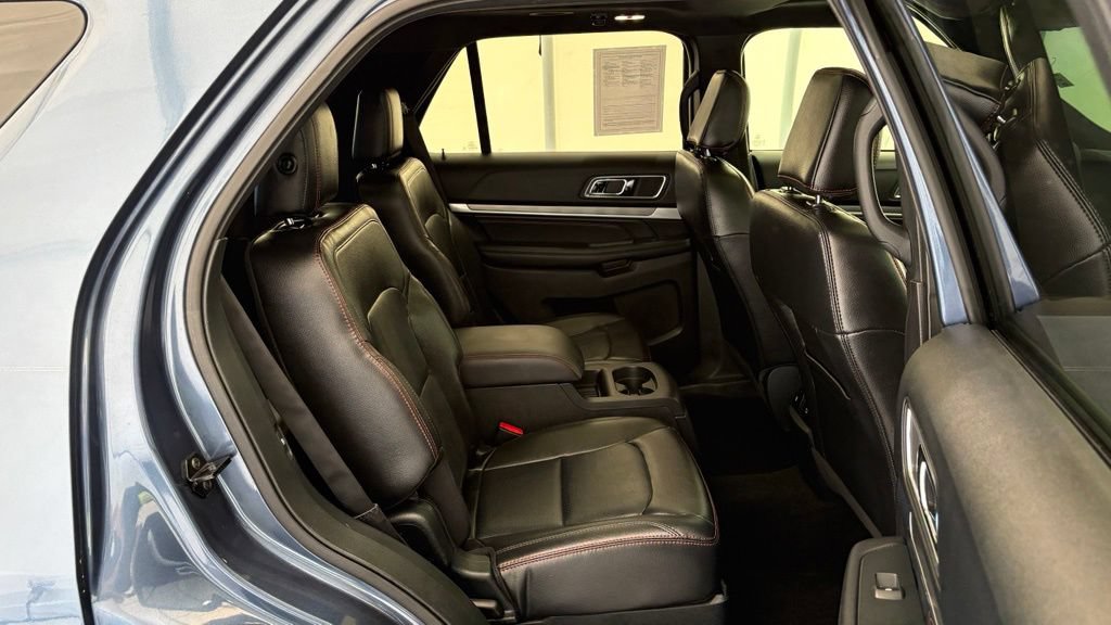 Used 2019 Ford Explorer Sport w/ Equipment Group 401A AWD/4WD image 31