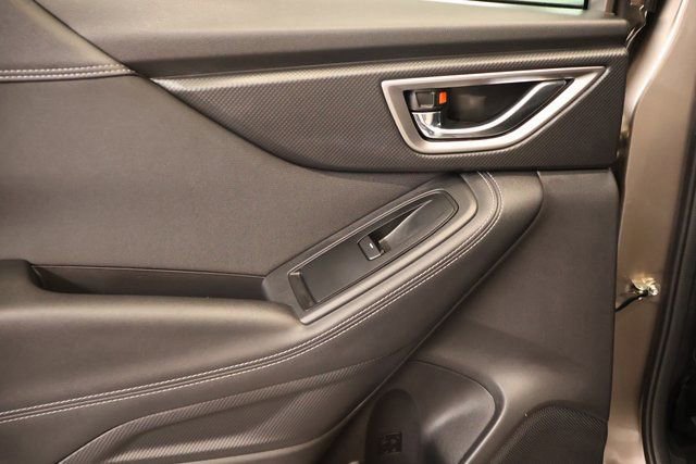 Used 2022 Subaru Forester Premium AWD/4WD image 30