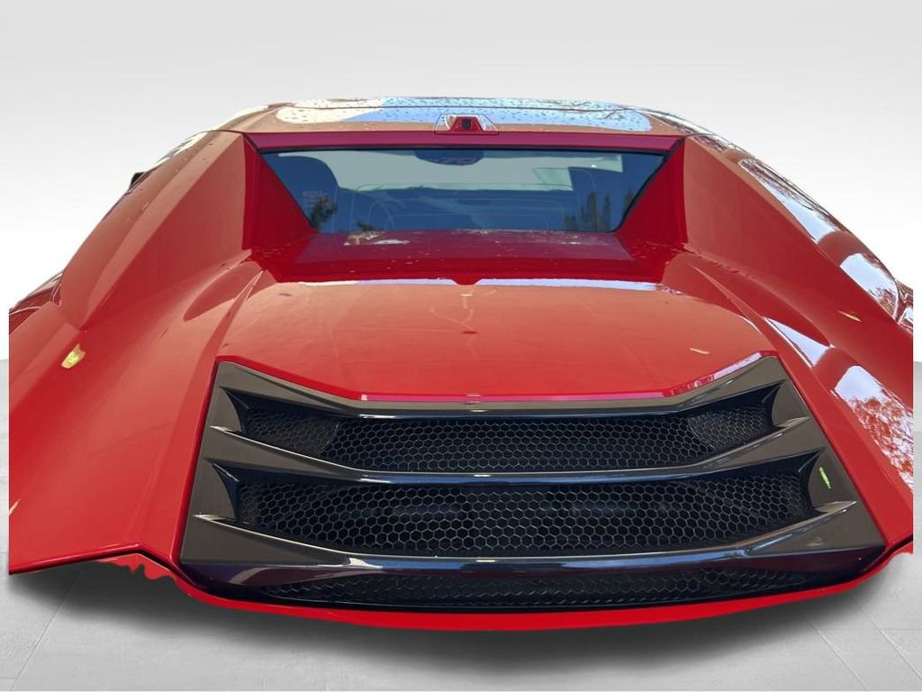 Used 2023 Chevrolet Corvette Stingray Convertible w/ Z51 Performance Package image 32